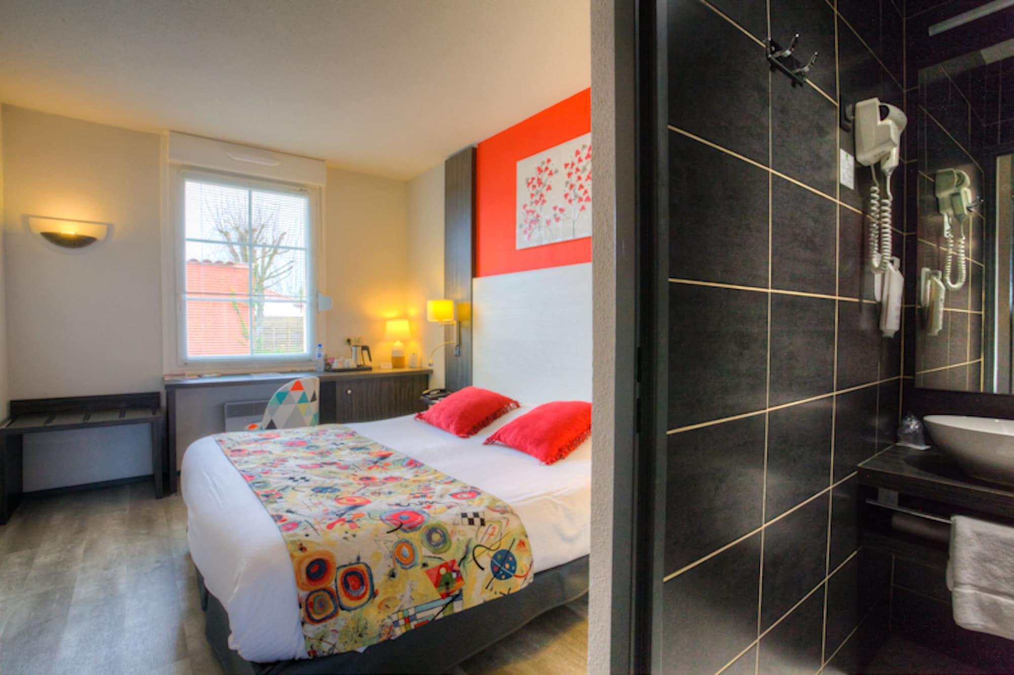 The Originals Boutique, Hotel Le Pillebois, Bourg-En-Bresse Nord Malafretaz Exterior photo